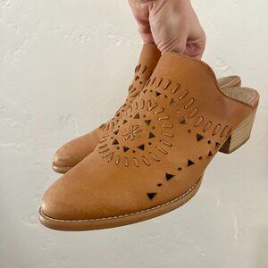 Musse & Cloud brown leather pointed toe heeled mules clogs slides cutout 41 10